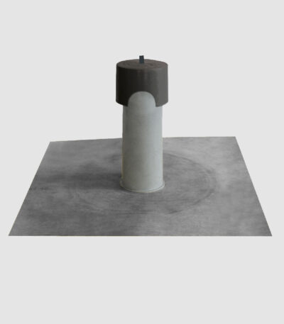 Chimenea de ventilación para cubiertas, fabricada con lámina ECODRY50 de 50 cm x 50 cm termosellada al tubo de PVC