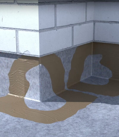 Refuerzo impermeable de lámina ECODRY50 con esquina termoformada para cubrir ángulos interiores y exteriores de 90°.